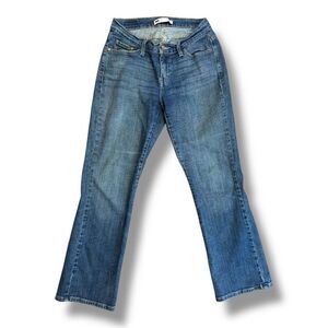 Levi's Curvy 525 Medium Wash Blue Wide Leg Jeans Sz 8 SHORT